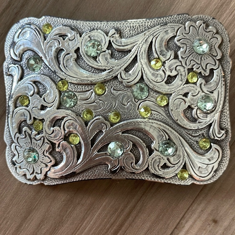 Belt buckle